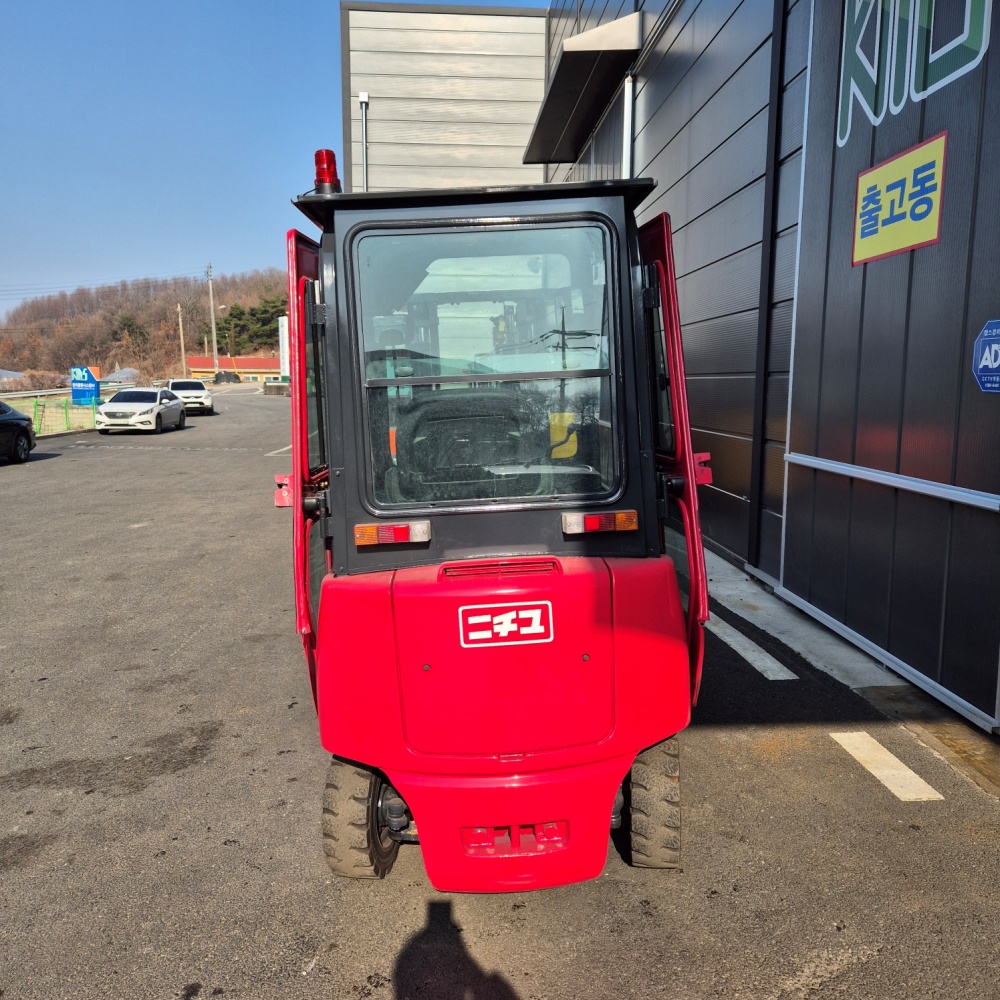 니찌유 전동 2톤 지게차 캐빈