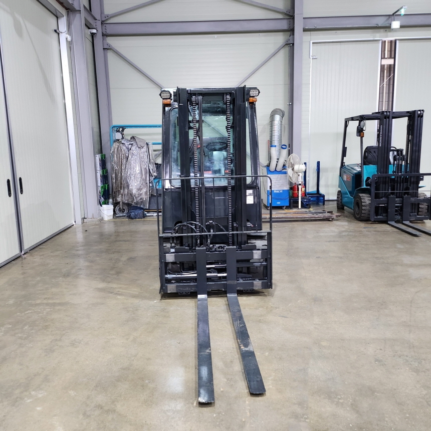 두산 2.5톤 전동 지게차 B25SE-7 자(양) 전후상캡 원포크 1800 좌식