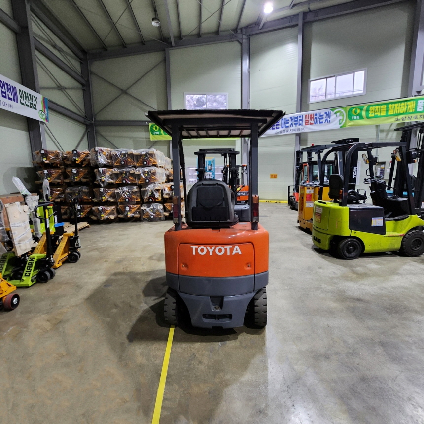 도요타 1.5톤 전동 지게차 6FB-15 S/S 좌식