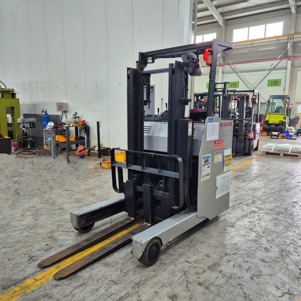 닛산 2톤 전동 지게차 입식 인체감지 설치