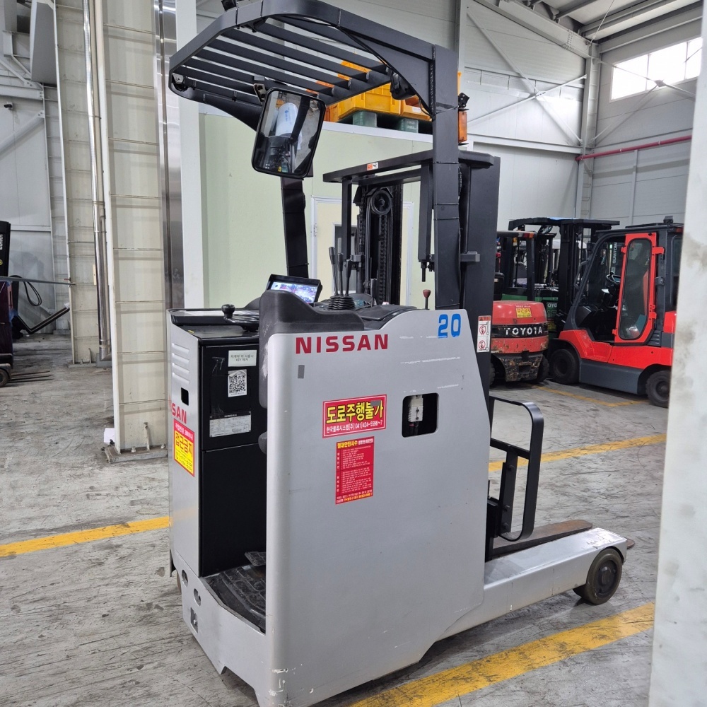 닛산 2톤 전동 지게차 입식 인체감지 설치