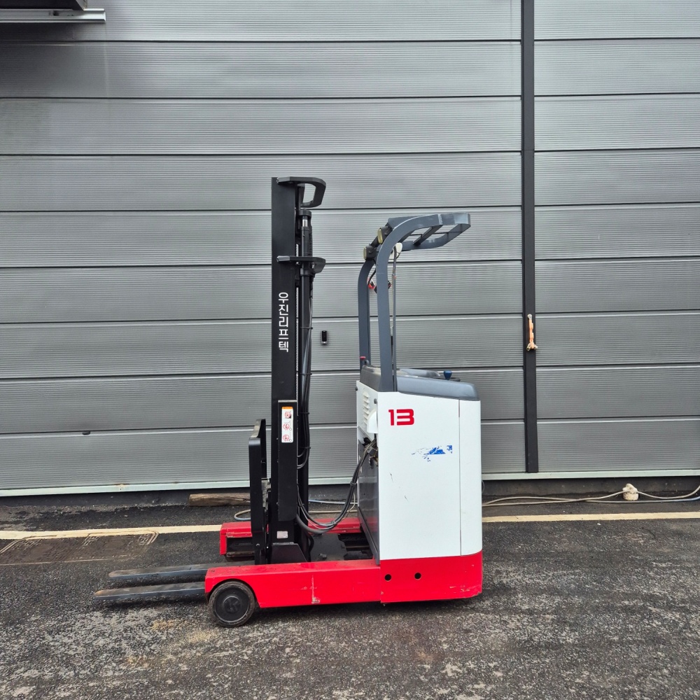 니찌유 1.3톤 전동 지게차 입식 ２단 4M