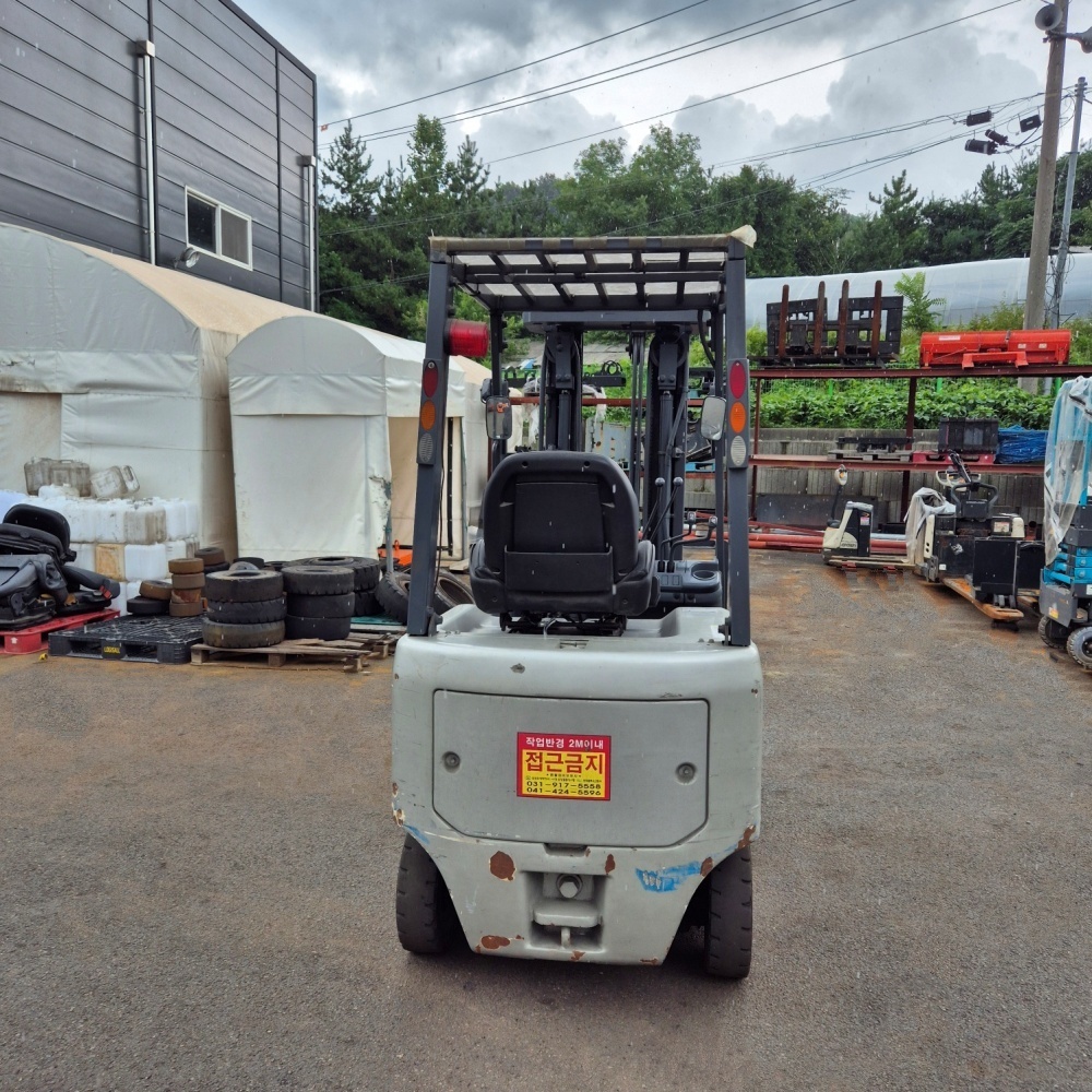 닛산 전동 지게차 1.5톤 3단 4.7M