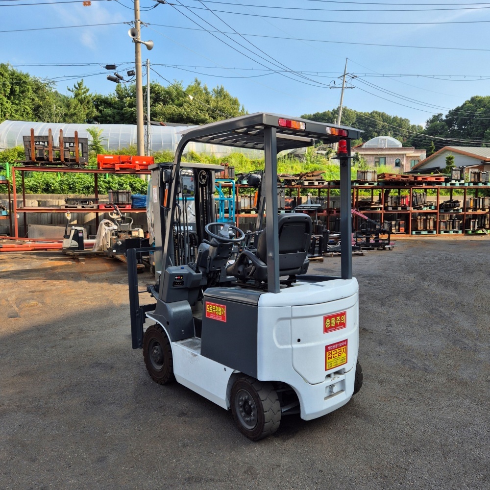 유니캐리어 전동 지게차 1.5톤 3단 4.3M S/S