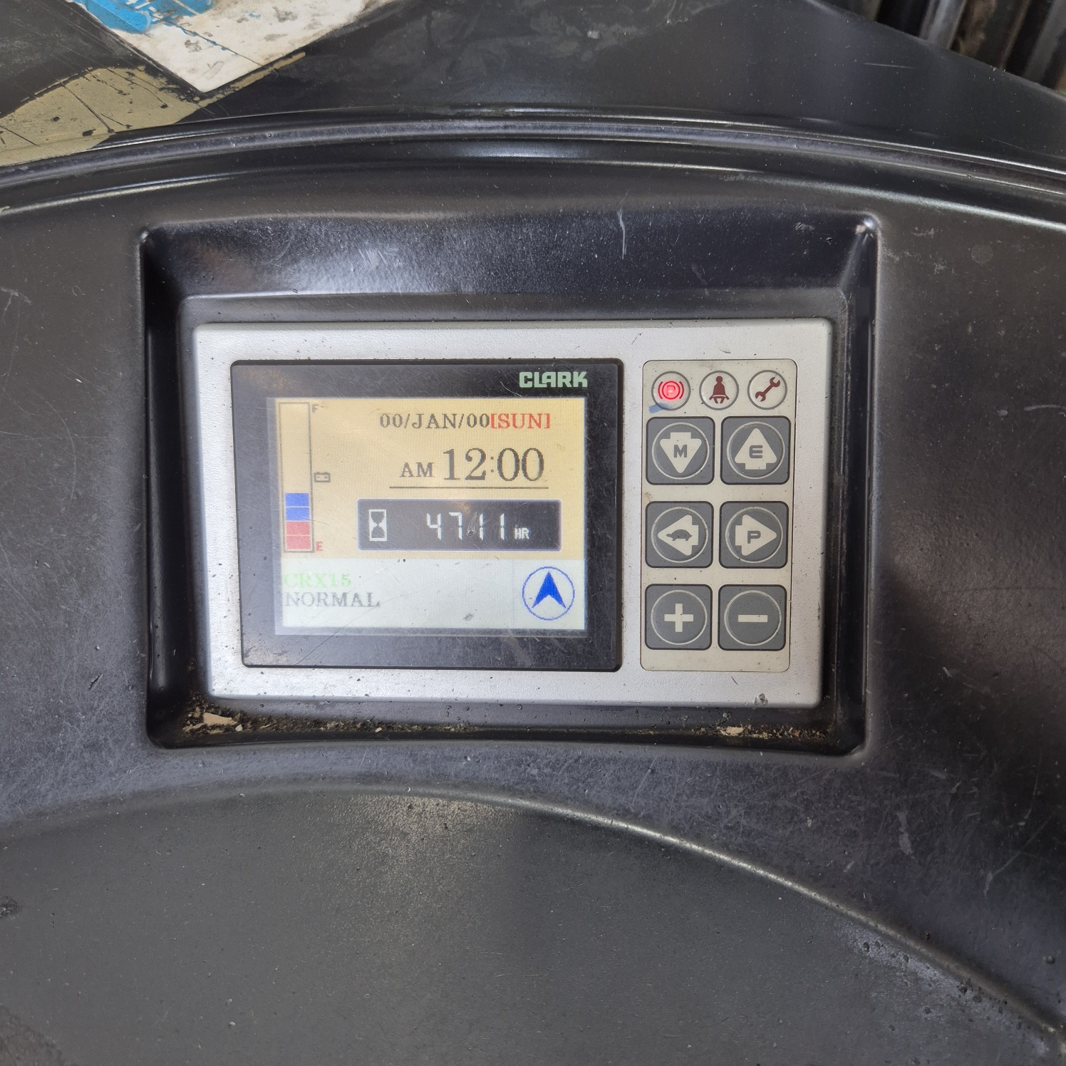 클라크 1.5톤 전동 입식 지게차